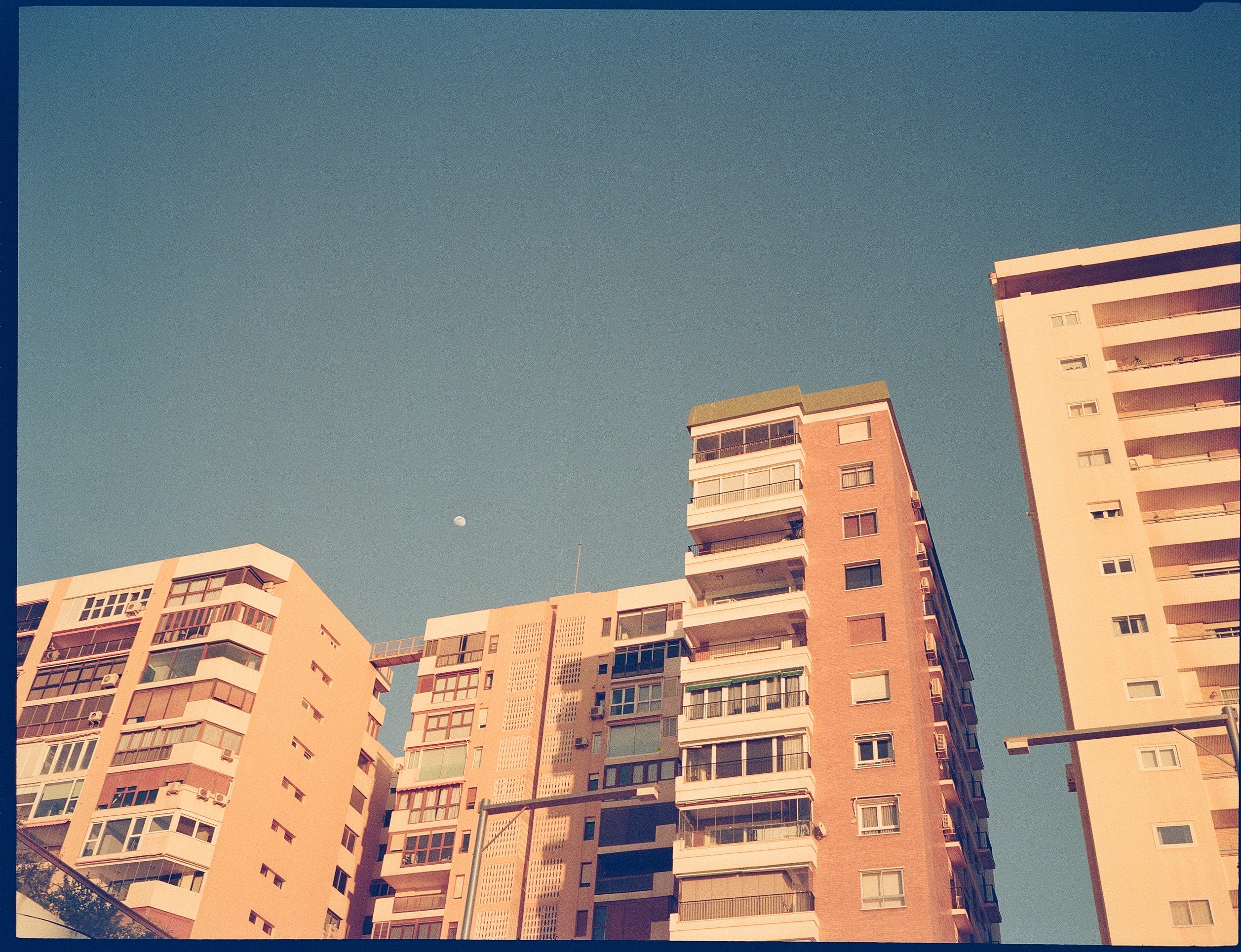 Dubblefilm Apollo 200 120 format
