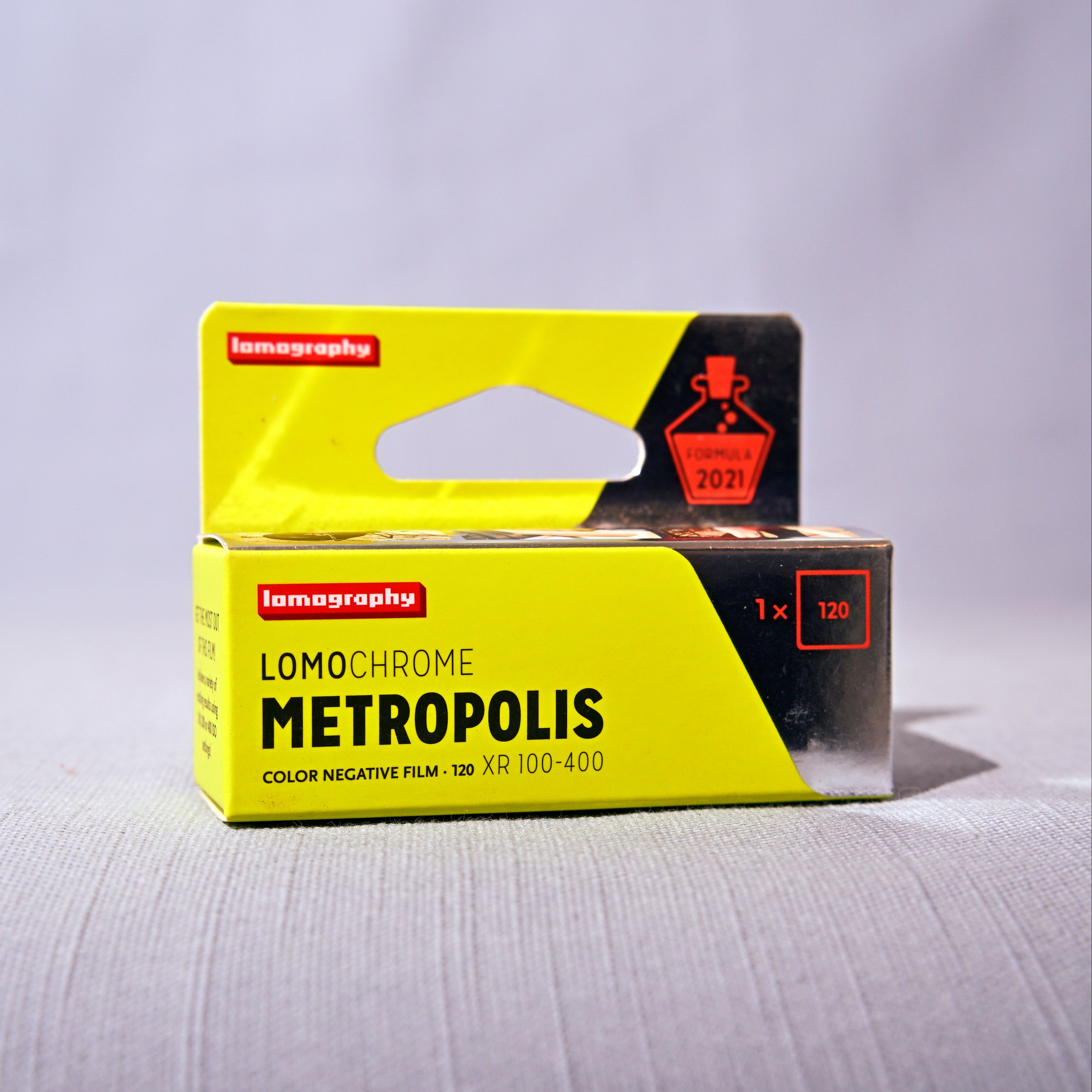 Lomochrome Metropolis 120 film